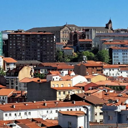 Apartamento Centrico-Parking Gratuito-Wifi Santander Bagian luar foto